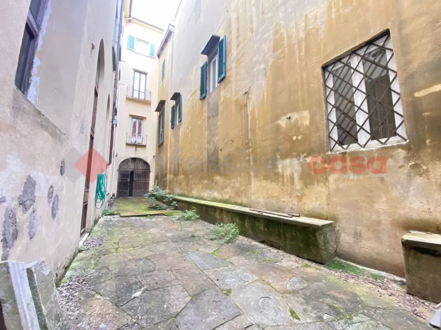 Immagine 8 di Attività commerciale in affitto  in Via BORGO OGNISSANTI a Firenze