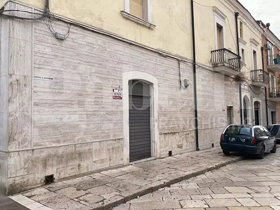 Immagine 5 di Negozio in vendita  in Corso giacomo matteotti, 86 a Torremaggiore