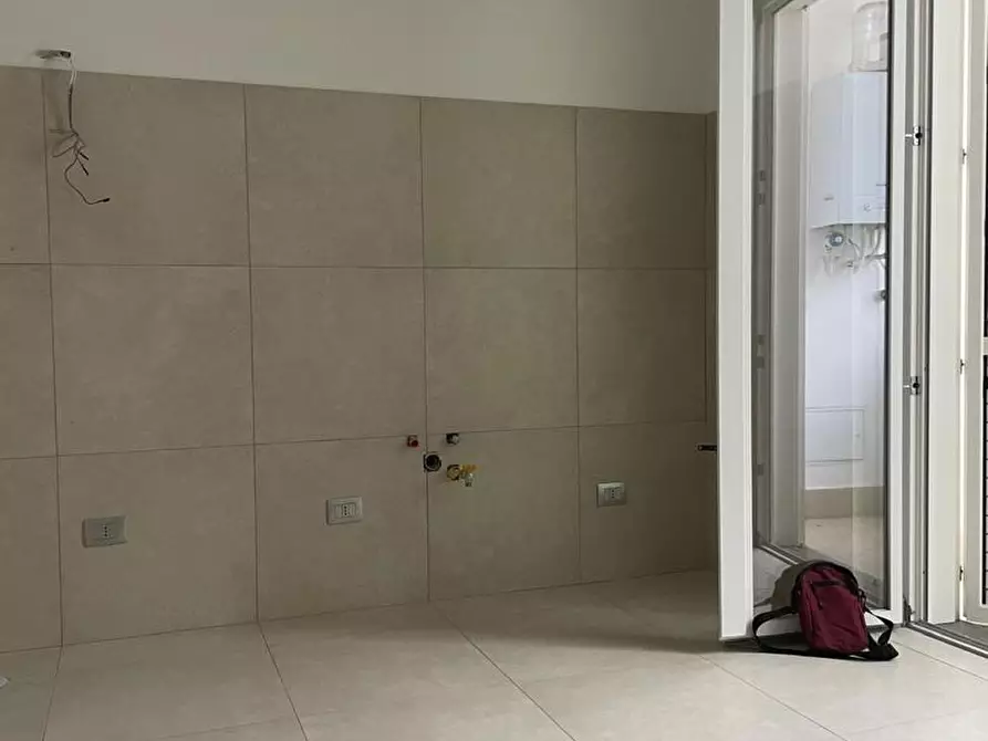 Immagine 5 di Ufficio in vendita  in Via nazionale appia a Curti