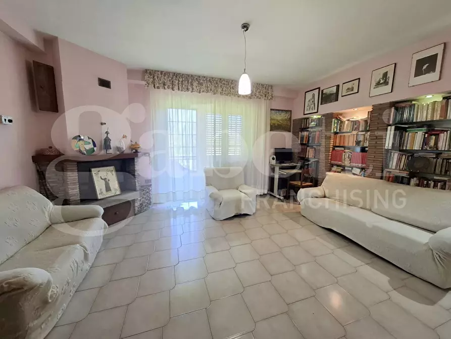 Immagine 14 di Casa indipendente in vendita  in LocalitÃ  Collepiano, 52 a Balsorano