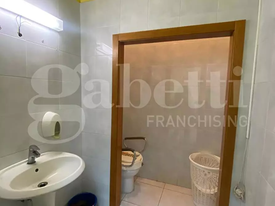 Immagine 7 di Ufficio in affitto  in Via Marino a San Severo