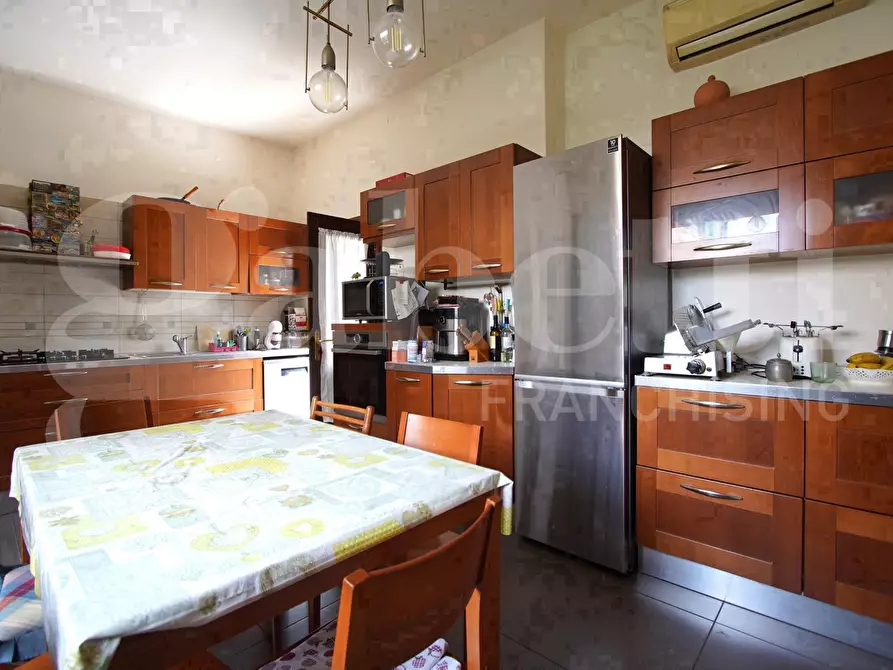 Immagine 10 di Casa bifamiliare in vendita  in Via Tevere, . a Venezia