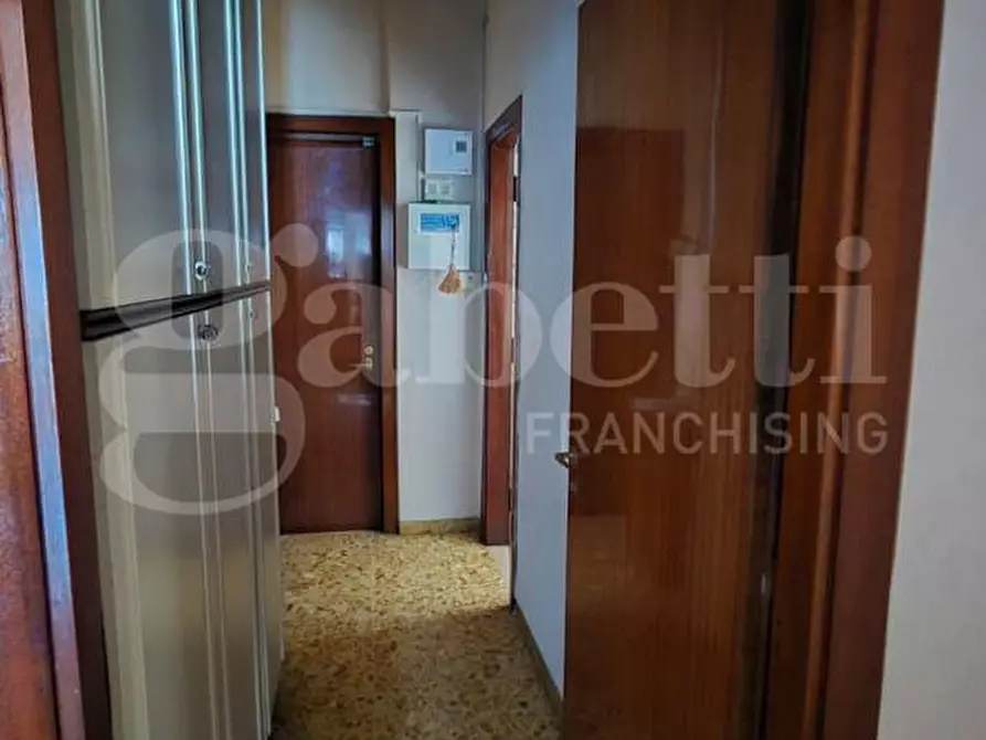 Immagine 15 di Appartamento in vendita  in Via Gino Alfani, 28 a Torre Annunziata