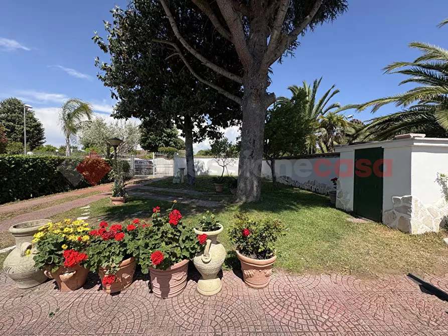 Immagine 16 di Casa bifamiliare in vendita  in Via RESIDENCE RIVA DEL FUEGO, 32 a Terracina