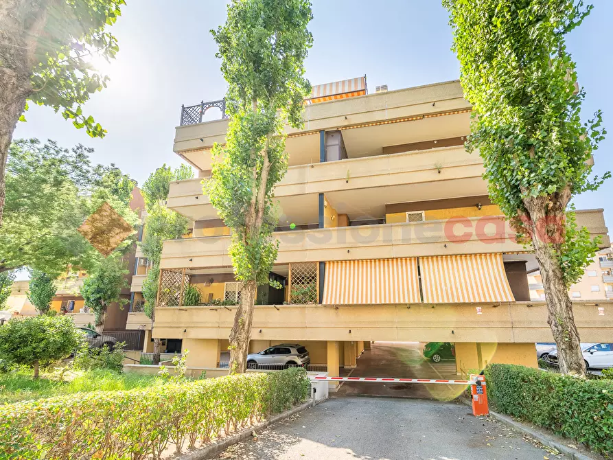 Immagine 36 di Appartamento in vendita  in Via Rodolfo Verduzio a Roma