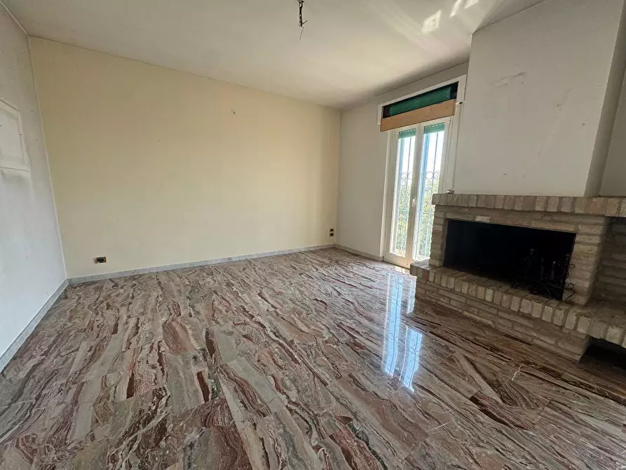 Immagine 7 di Appartamento in vendita  in Via Colombella, 7 a Recanati