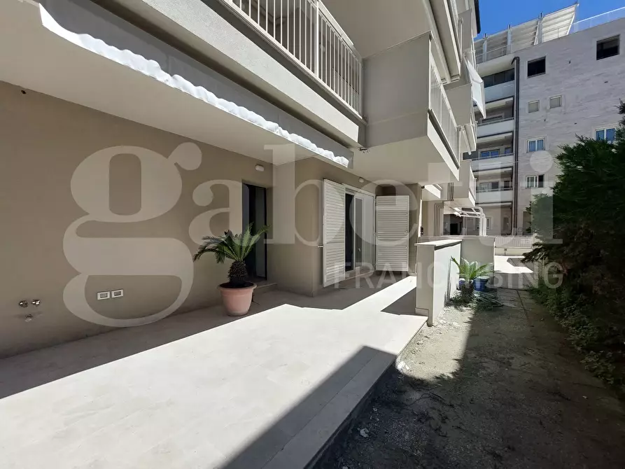 Immagine 9 di Appartamento in vendita  in Via Firenze, 4 a Alba Adriatica