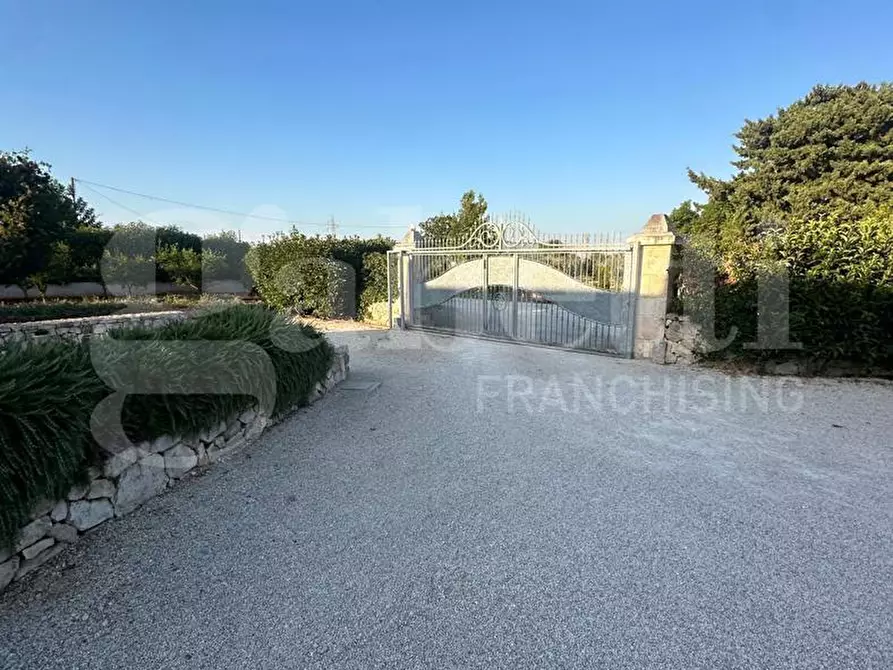 Immagine 3 di Villa in vendita  in Contrada Monte Convergola, sn a Ostuni