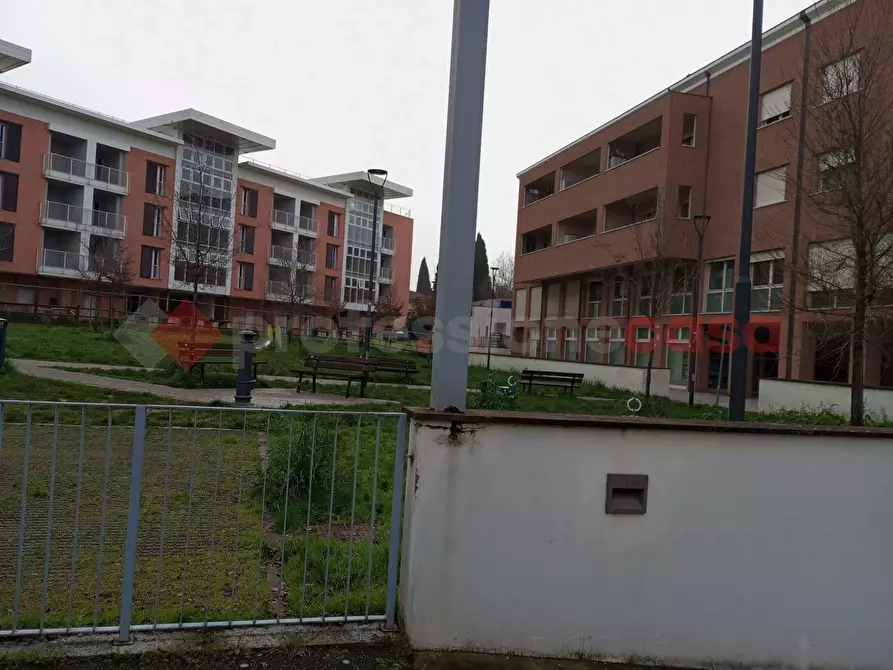 Immagine 6 di Negozio in affitto  in Via GABRIELE D'ANNUNZIO a Firenze