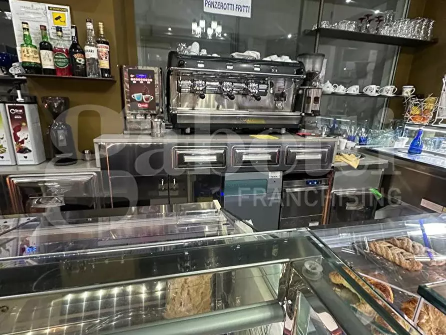 Immagine 6 di Bar / Ristorante in vendita  in Via Angelo Pomes, sn a Ostuni