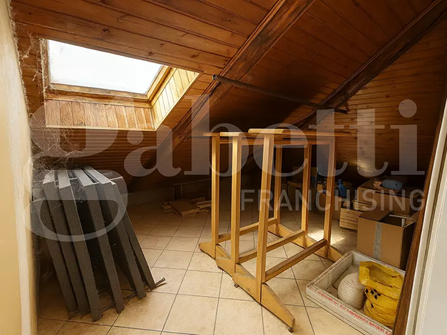 Immagine 27 di Appartamento in vendita  in Via Vittorio Emanuele II, 18 a Chieri