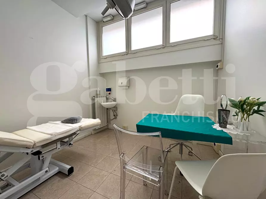 Immagine 7 di Ufficio in vendita  in Via Gaetano Donizzetti, 7B a Roma