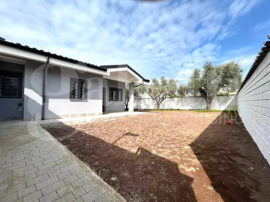 Immagine 2 di Casa trifamiliare in vendita  in Via stura, snc a Ardea