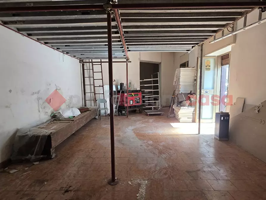 Immagine 14 di Ufficio in vendita  in Via Ferrante Imparato, 33 a Napoli