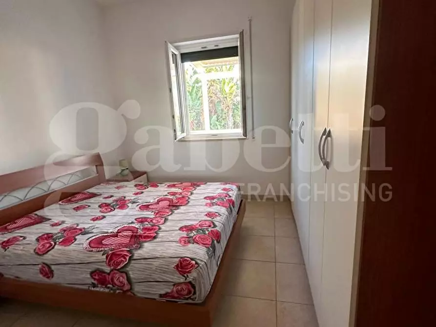 Immagine 39 di Villa in vendita  in Via Lisbona a Carovigno