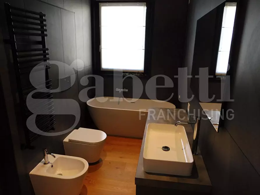 Immagine 3 di Appartamento in vendita  in Via Cereria a Bassano Del Grappa