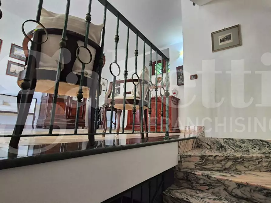 Immagine 28 di Casa indipendente in vendita  in Corso Umberto I, 193 a Torre Annunziata