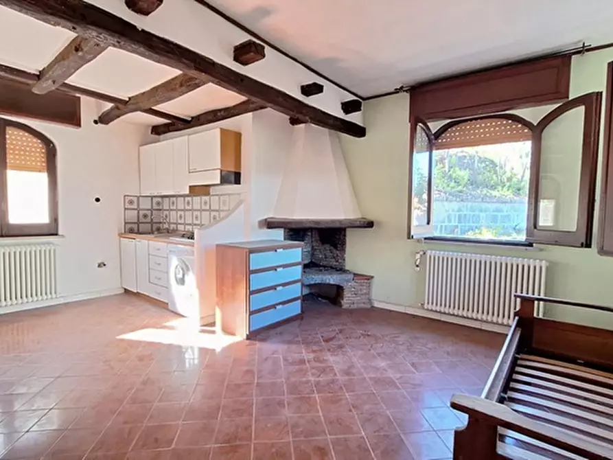 Immagine 14 di Appartamento in affitto  in Via Arco Felice a Pozzuoli