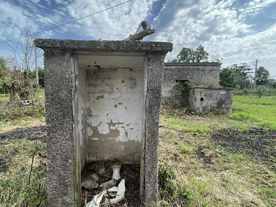 Immagine 14 di Rustico / casale in vendita  in Via SUGARELLE, 5 a Fondi