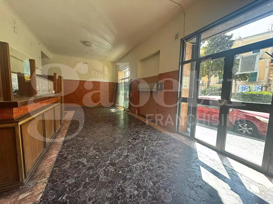 Immagine 2 di Appartamento in vendita  in Piazza Ernesto Cesaro, 55 a Torre Annunziata