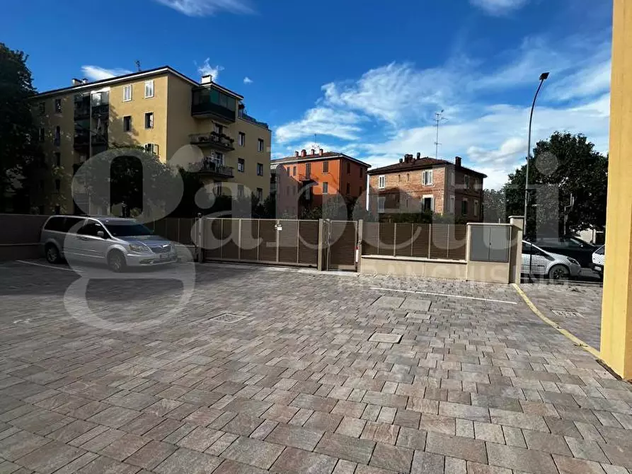 Immagine 12 di Appartamento in vendita  in Via Via Valdossola, 16/2 a Bologna