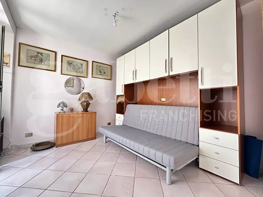 Immagine 14 di Appartamento in vendita  in Via della vergine, 7 a Ardea