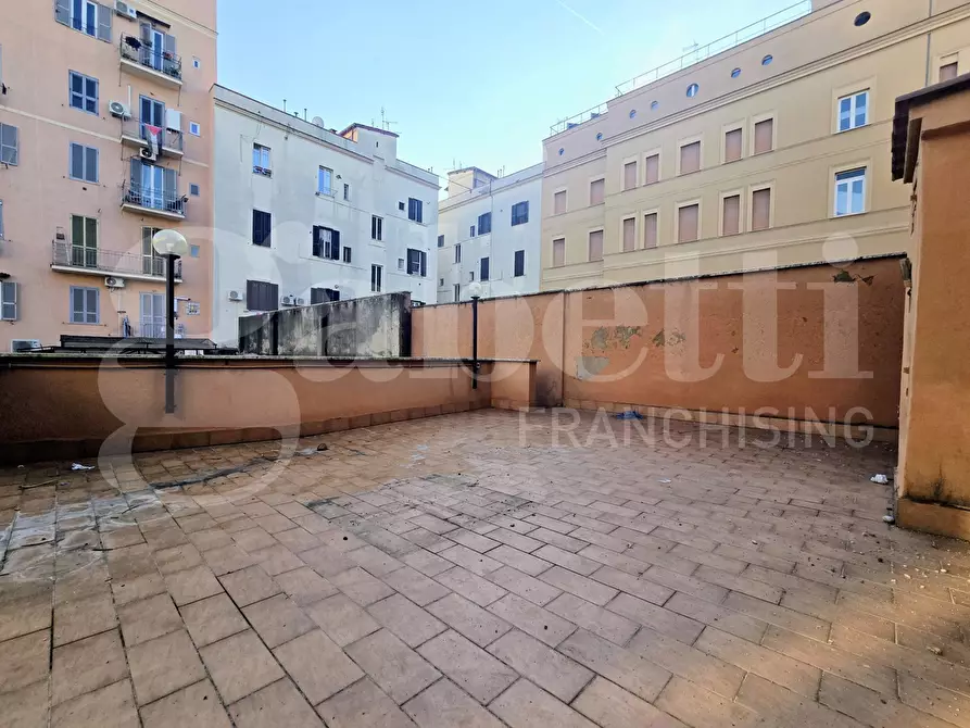 Immagine 30 di Appartamento in vendita  in Via dei Sardi, 48 a Roma
