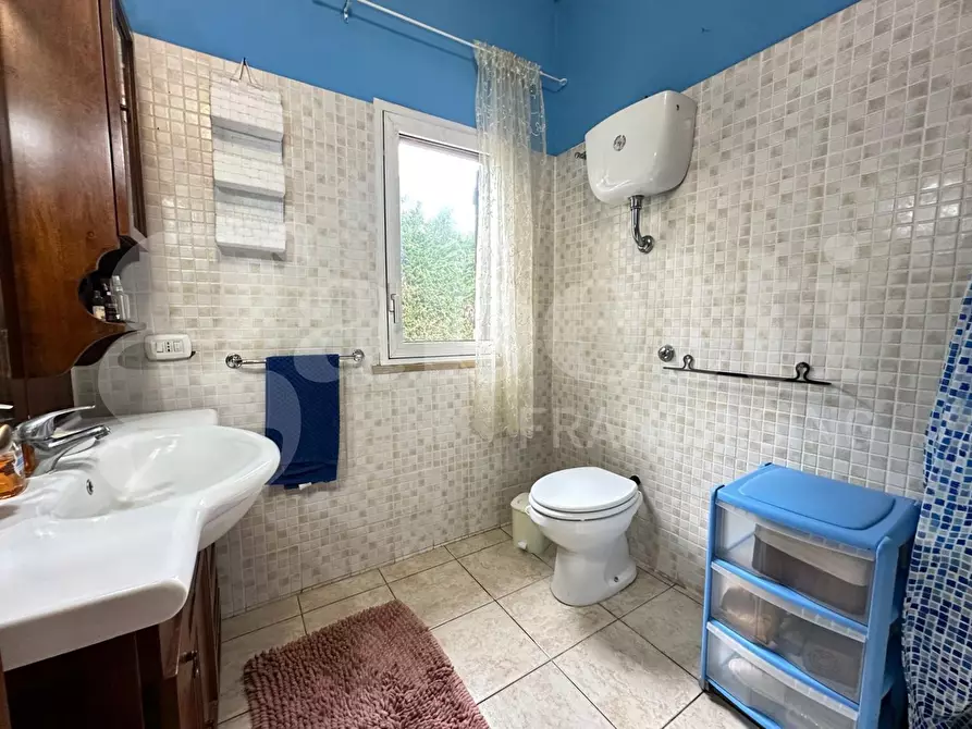 Immagine 19 di Villa in vendita  in Strada Valmontorio, 341 a Latina