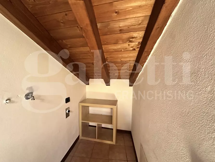 Immagine 18 di Appartamento in vendita  in Via Santa Valeria, 1 a Rezzago