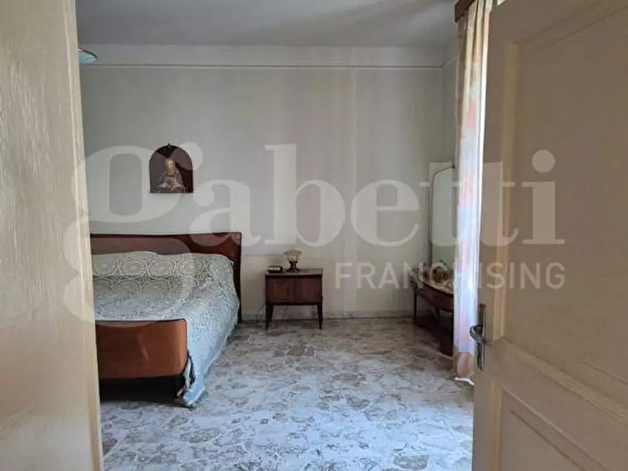 Immagine 35 di Appartamento in vendita  in Corso Umberto I, 94 a Torre Annunziata