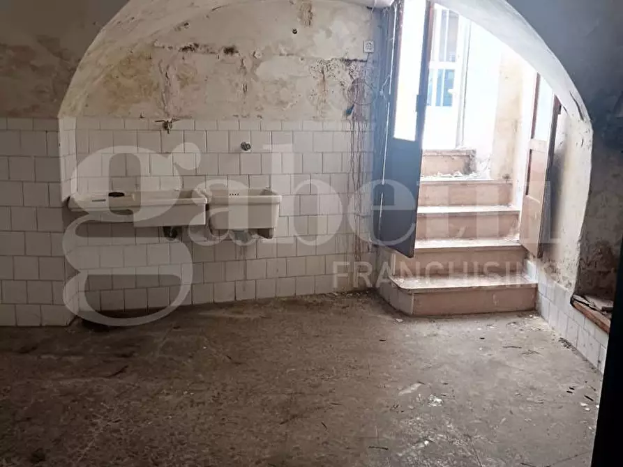 Immagine 12 di Appartamento in vendita  in Via QUINTINO SELLA, 79 a Crispiano