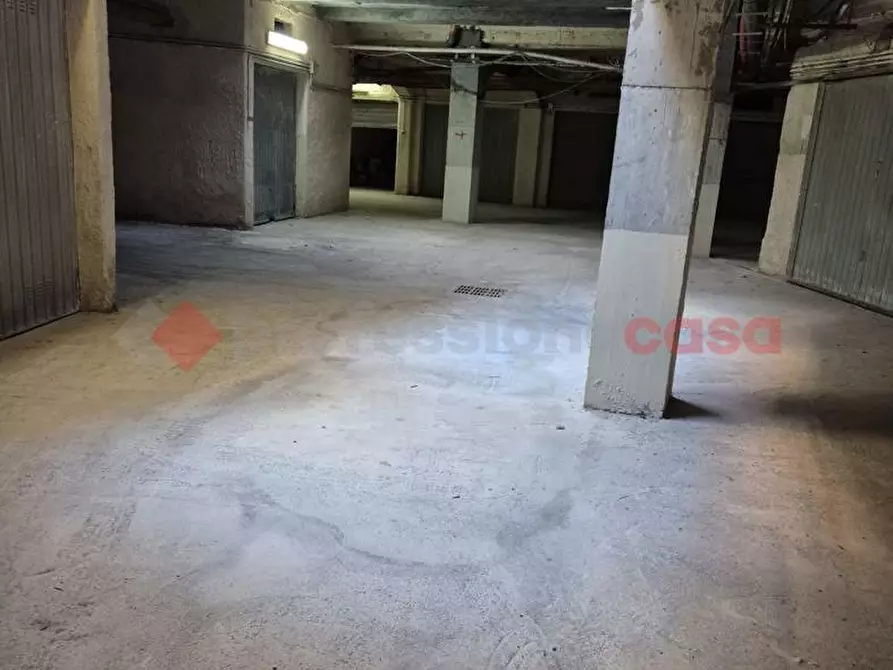 Immagine 1 di Box auto in vendita  in Via garigliano, 22 a Siracusa