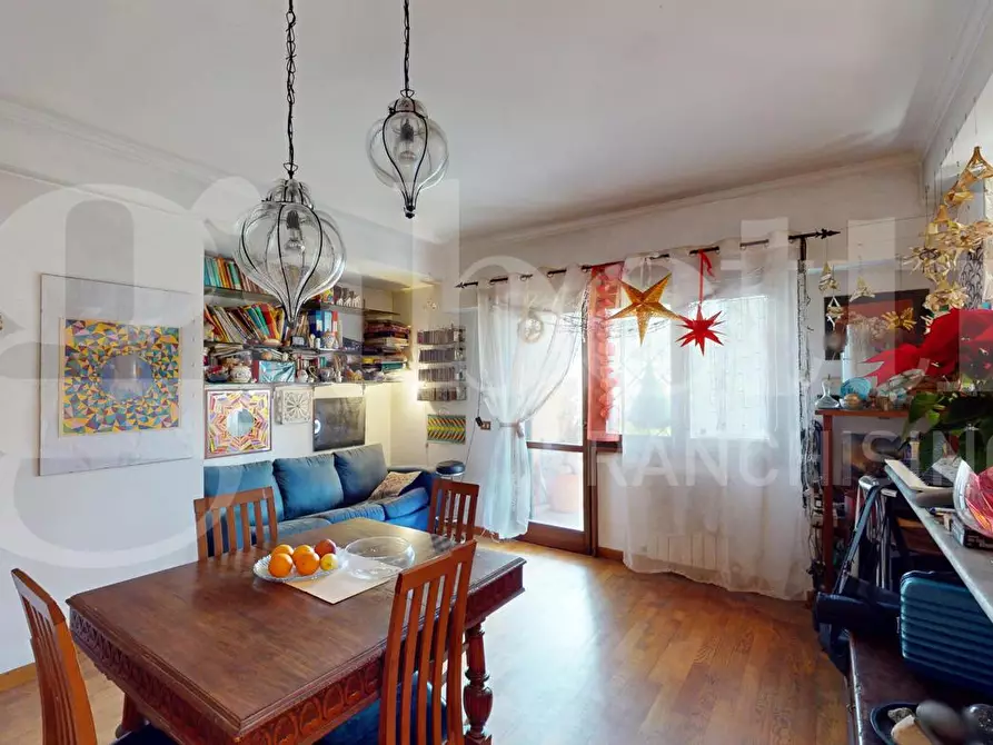 Immagine 9 di Appartamento in vendita  in Via del Fontanile Arenato, 310 a Roma