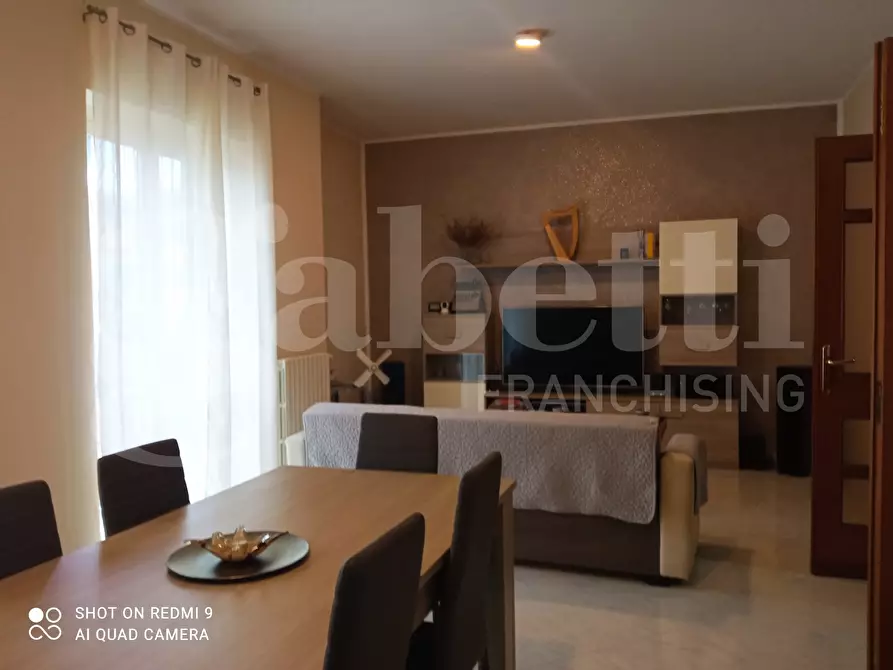 Immagine 4 di Appartamento in vendita  in Via Luigi Settembrini, 17 a Benevento