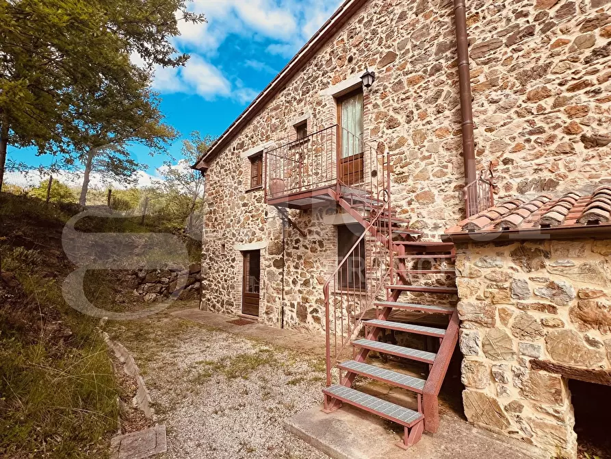 Immagine 42 di Rustico / casale in vendita  in Via di Vitozza, 16 a Sorano