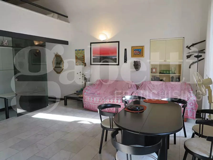 Immagine 3 di Appartamento in vendita  in Piazza garibaldi, 5 a Lerici
