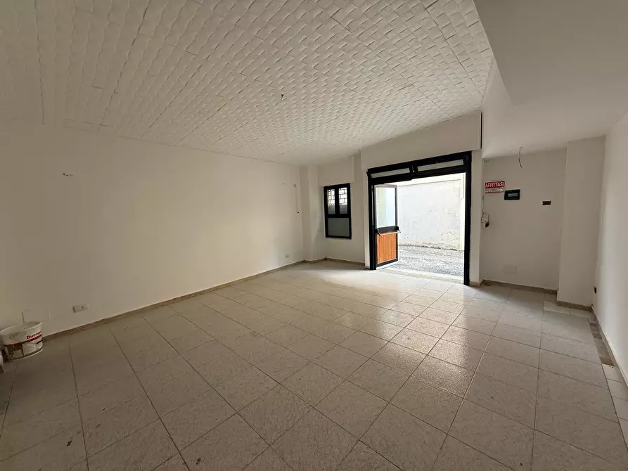 Immagine 4 di Negozio in vendita  in Vico FRANCESCO ACRI, 2 a Catanzaro