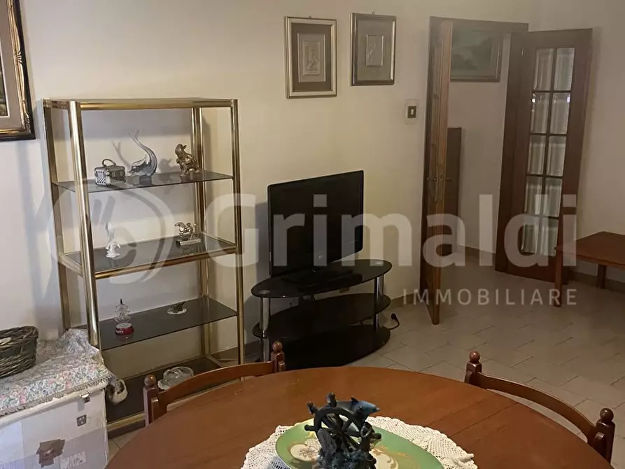 Immagine 3 di Appartamento in vendita  in Via del pallone a Livorno