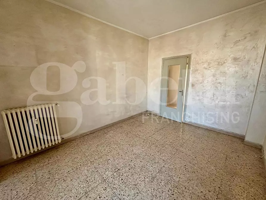 Immagine 7 di Appartamento in vendita  in Piazza Vittorio Veneto a Orbassano