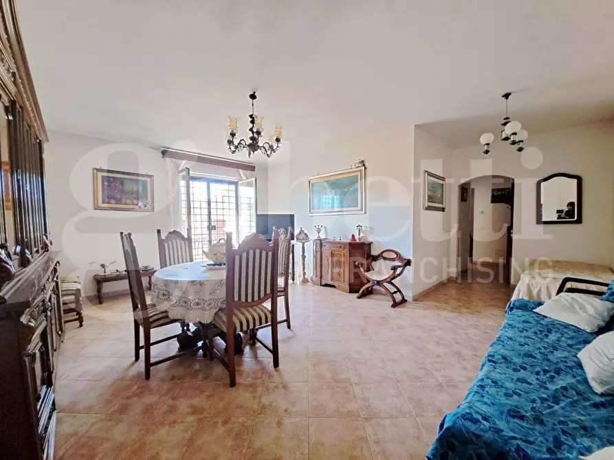 Immagine 3 di Appartamento in vendita  in Via del nibbio, 14 a Ardea