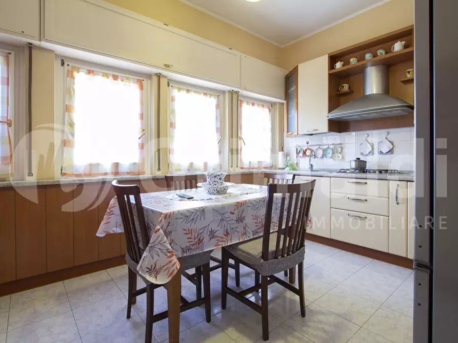 Immagine 4 di Appartamento in vendita  in Via Parini, 38 a Gorgonzola