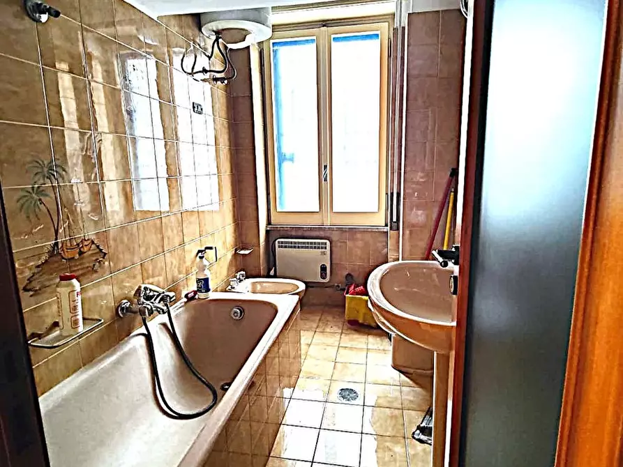 Immagine 10 di Appartamento in vendita  in Via FRANCHETTI a Bari