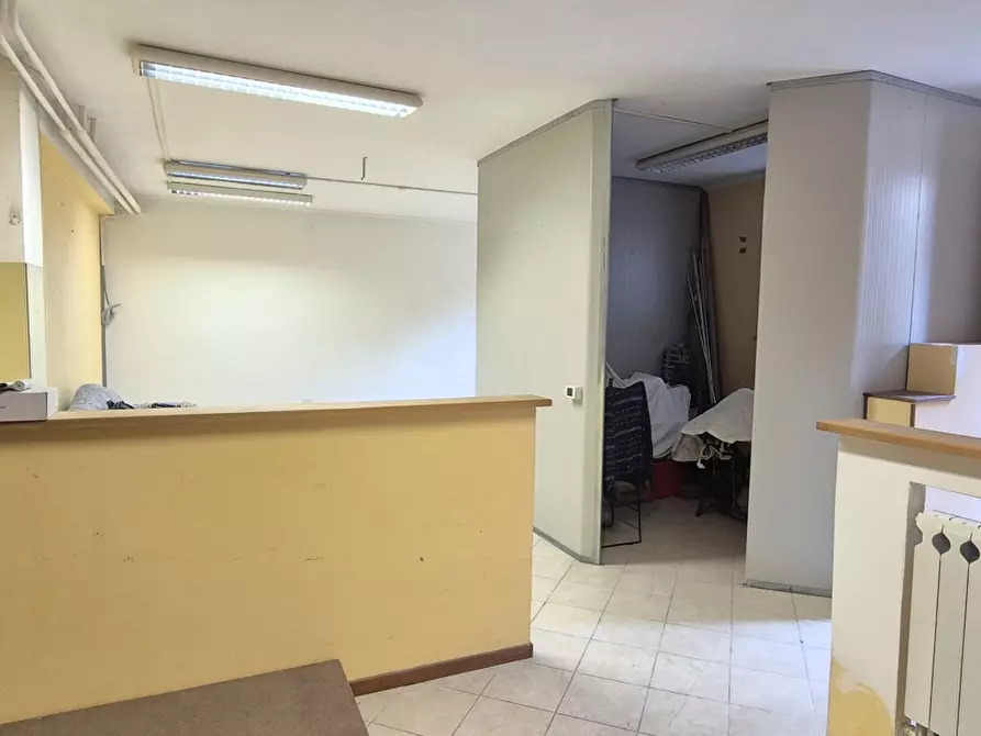 Immagine 18 di Magazzino in vendita  in Via aurelia, 125 a Roma