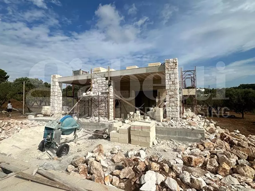 Immagine 18 di Villa in vendita  in Contrada Vallegna, sn a Ostuni