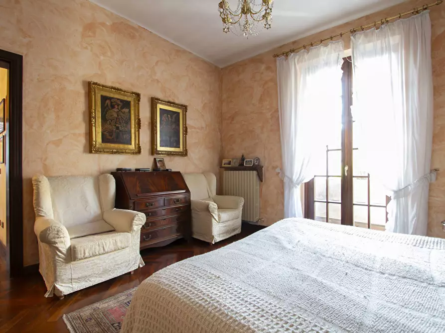 Immagine 23 di Villa in vendita  in Viale de Gasperi, 21 a Treviglio