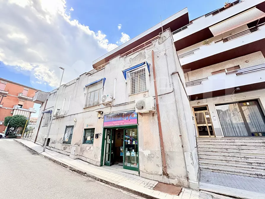 Immagine 36 di Attività commerciale in vendita  in Via Silvio Pellico, 2 a Colleferro