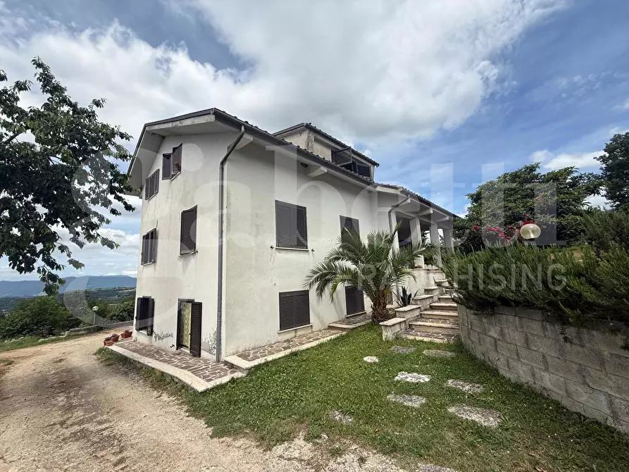 Immagine 3 di Villa in vendita  in Via COLLI SAN SILVESTRO, 25 a Cittaducale