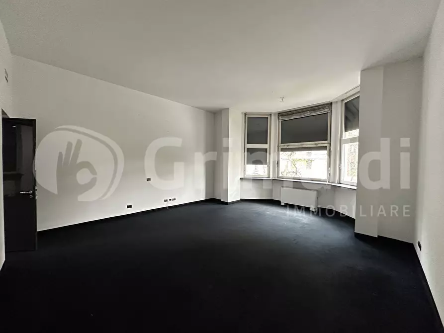 Immagine 10 di Ufficio in affitto  in Via antonio Canova, 19 a Milano