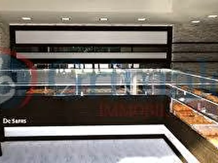 Immagine 6 di Negozio in affitto  in Via casati, 67 a Arcore