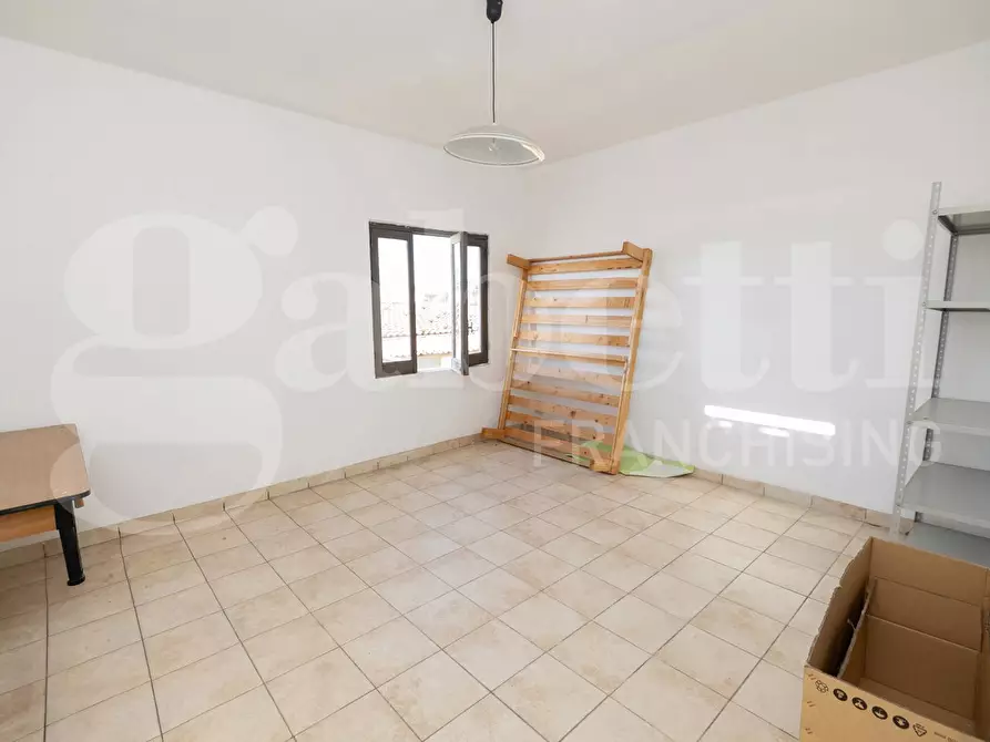 Immagine 15 di Appartamento in vendita  in Via CAUCANA, 42 a Ragusa